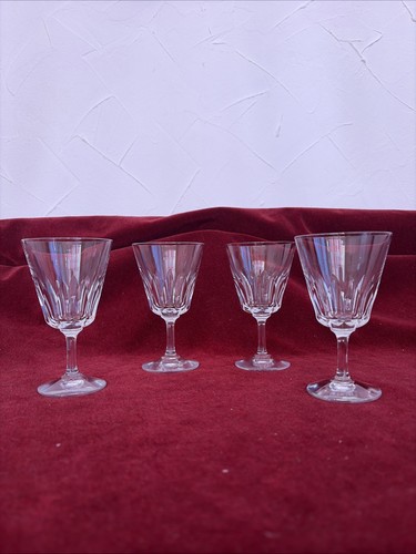 Bicchieri vino in - 4,