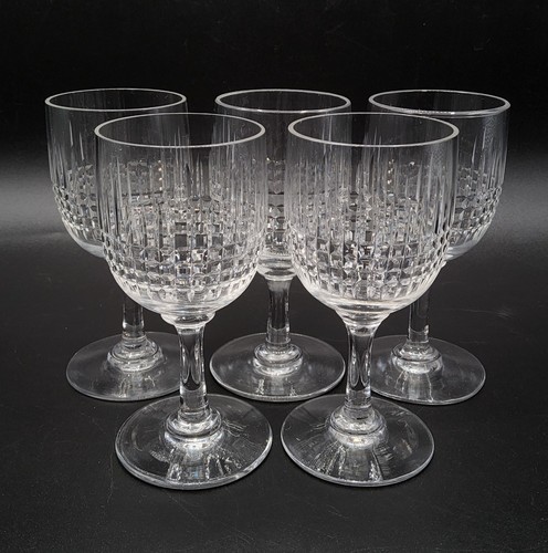 Série cinq verres - à, vin