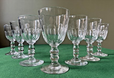 Lot de 7 verres à liqueur en